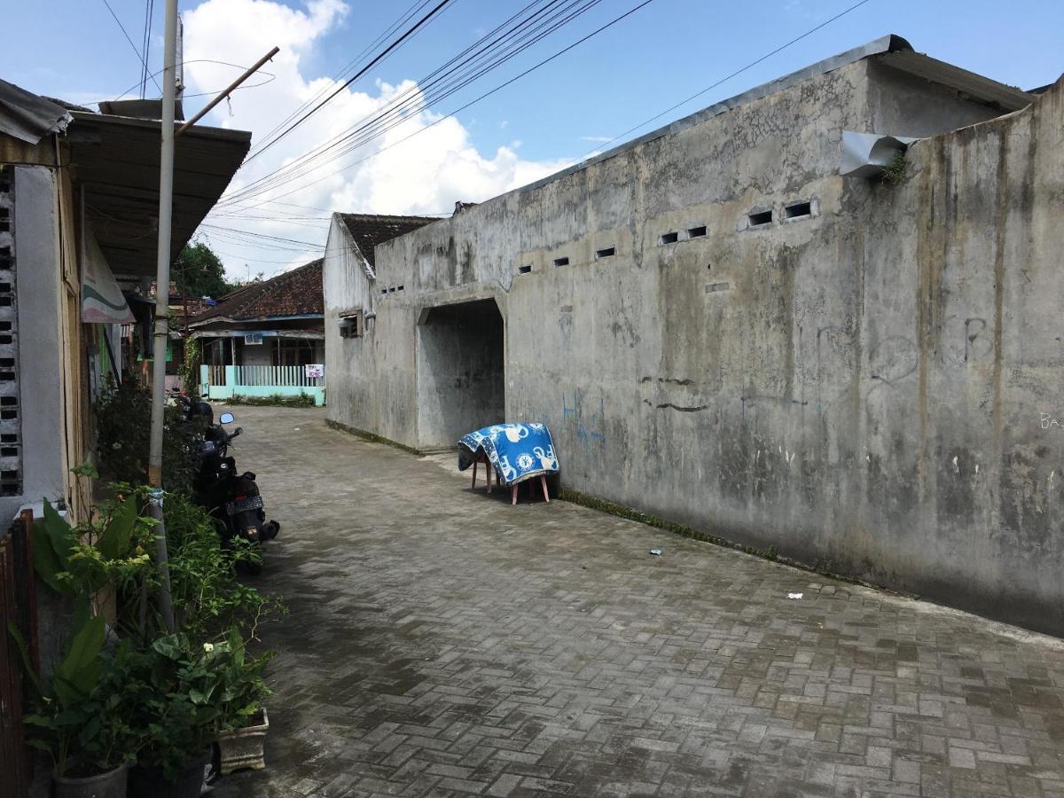 Tambak Bayan Guesthouse Kejayan Buitenkant foto
