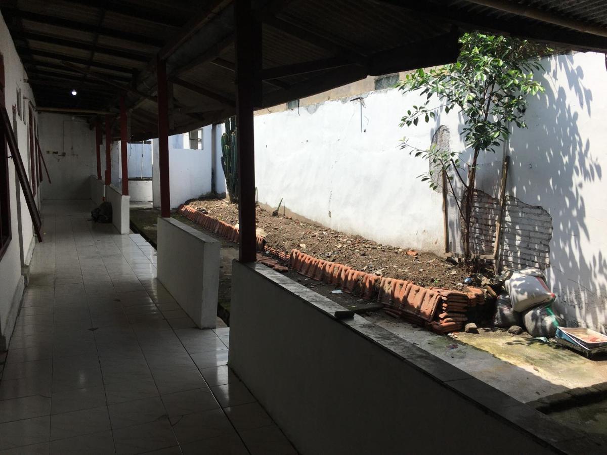 Tambak Bayan Guesthouse Kejayan Buitenkant foto